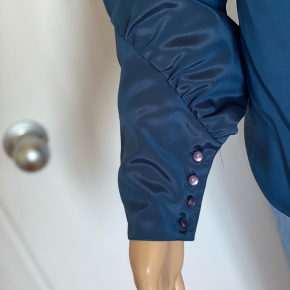 Kara vintage Blouse - Picture 14 of 16